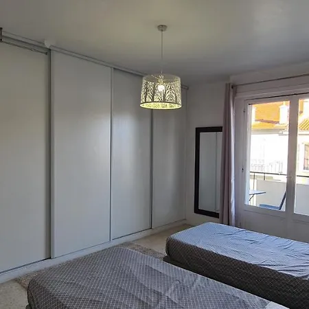 Centre, 3p/terrasse , 300 M Plages. Apartment Cannes